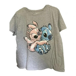 DISNEY SIZE XL GRAY TEE WITH LILO AND STITCH HUGGING
